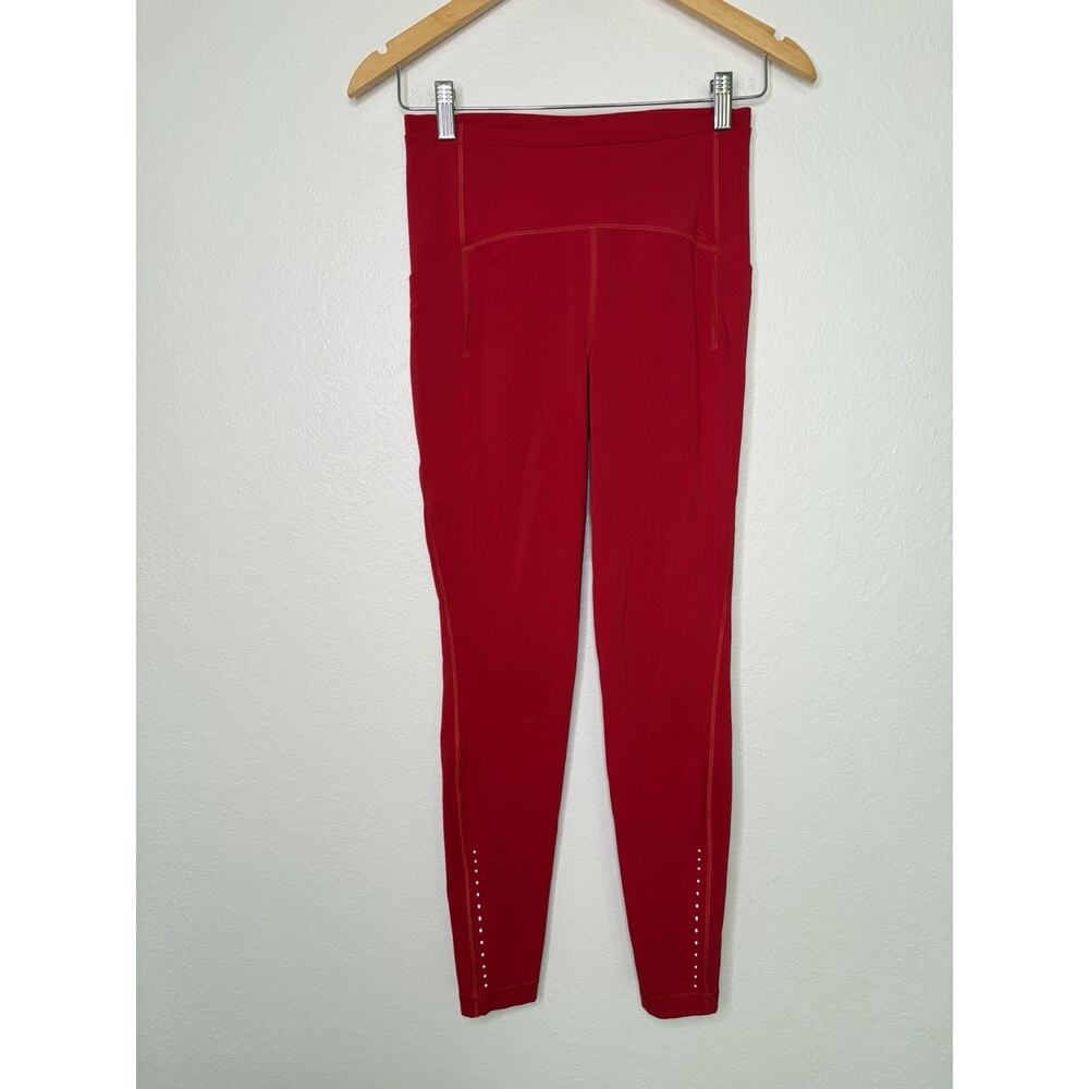 Lululemon F&F Hight Rise Legging in Red Nulux Fabric Size 6 Running Workout